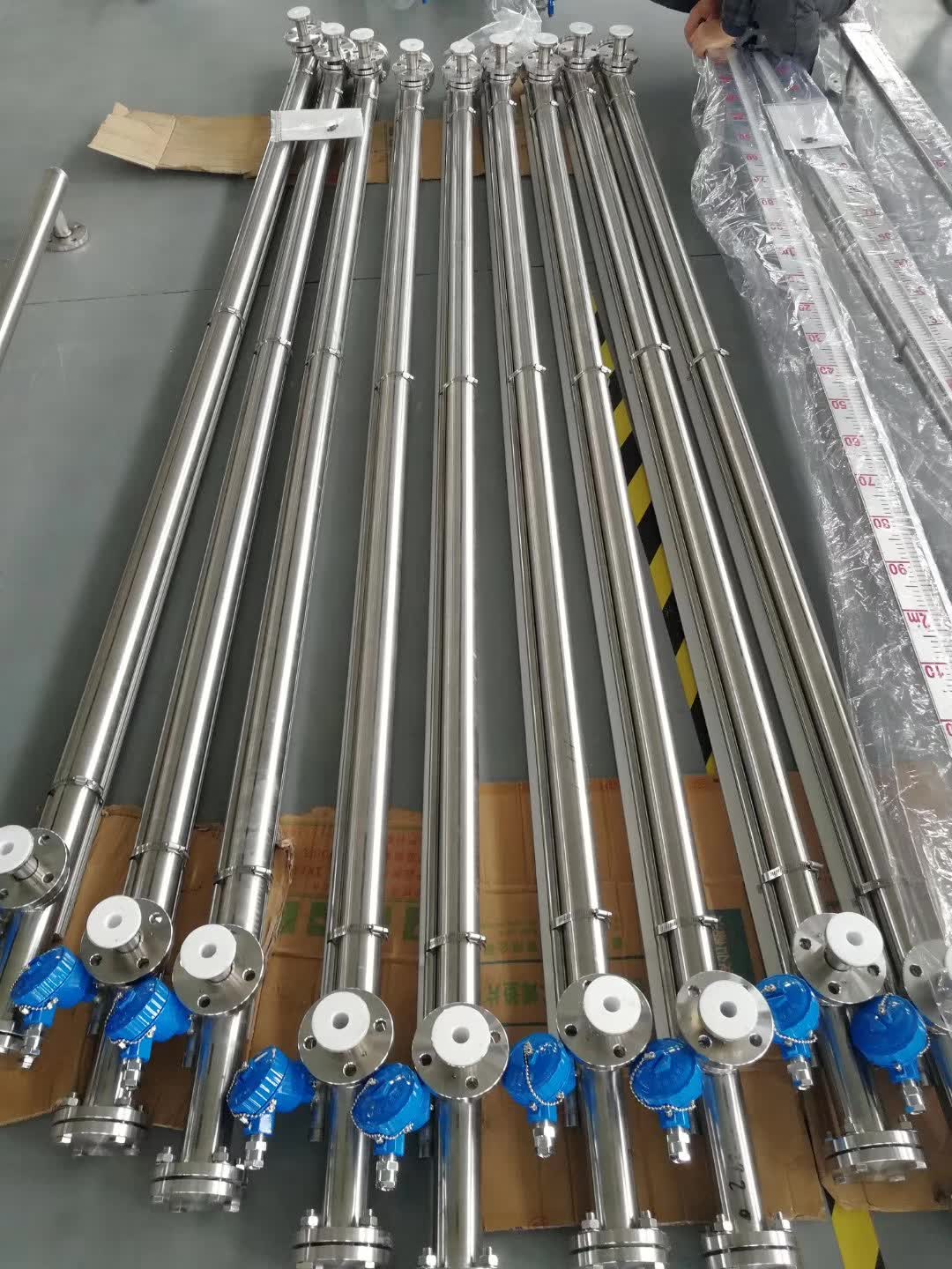 耐腐蝕襯四氟磁翻板液位計(jì)，酸堿用