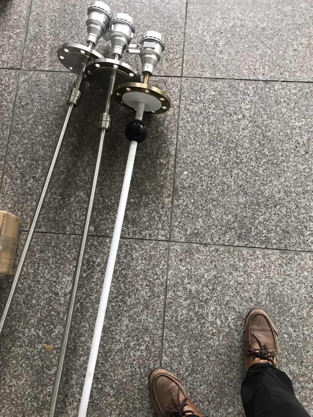 氫氟酸液位計(jì)，液堿液位計(jì)，防腐型浮球液位計(jì)